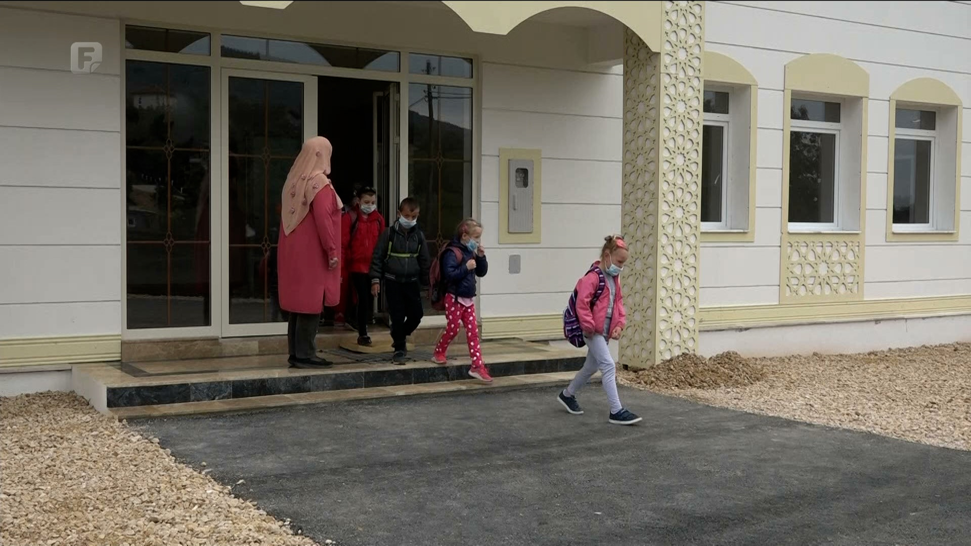 Učenici u Gornjoj Rovni dobili najsavremenije opremljenu školsku zgradu u BiH